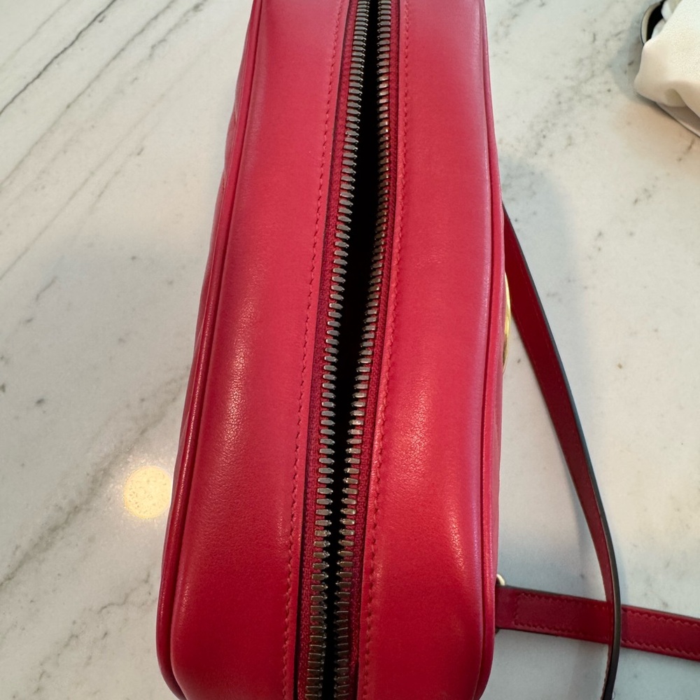 Gucci Red Chevron GG Marmont Crossbody Bag with Gold Hardware - Picture 7 of 14